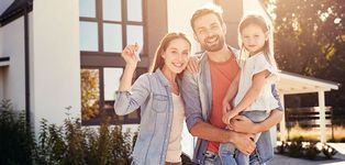 Bild zum Artikel: Hauskauf mit Sicherheit: So finden Sie den richtigen Versicherungsschutz 
