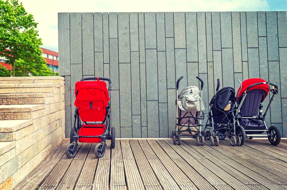 Der Diebstahl von Kinderwagen ist nicht nur gemein, sondern auch kostspielig. Geschieht dies ausserhalb des Hauses, zahlt meistens keine Versicherung.